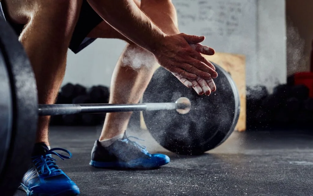 CBD Oil for Weightlifting: The Pros and Cons